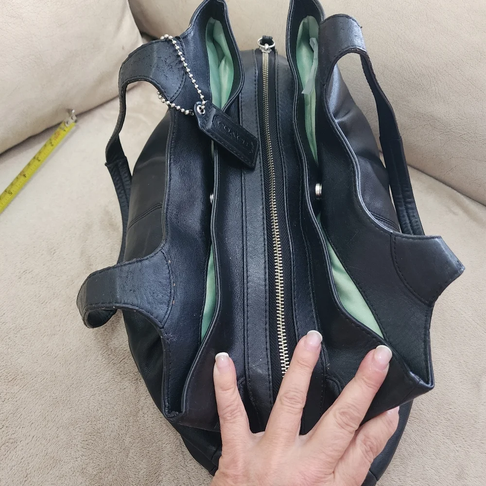 Coach black Very Sofft Leather Shoulder Bag.